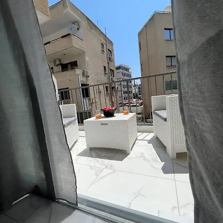 In The Heart Of Lárnaca